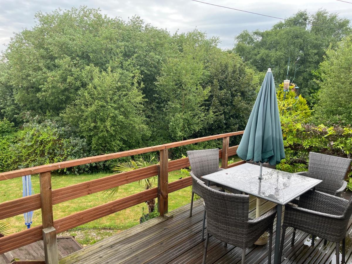 Private Holiday Home In Calm Site Wootton Bridge  Exteriér fotografie